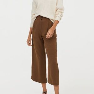 Never worn H&M wide leg pants with buttons